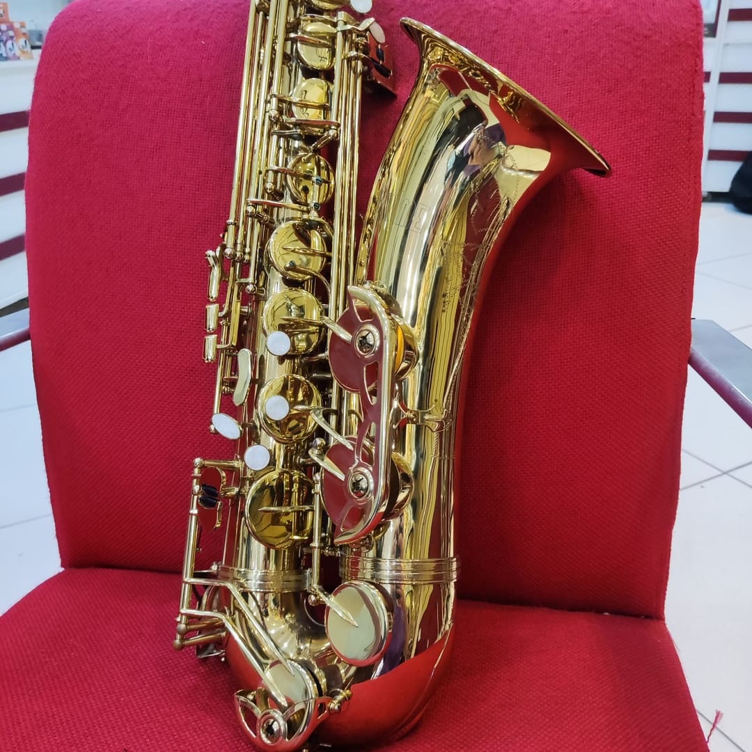 Sax tenor Prime Sib – dourado – seminovo – FÁ-SOL-LÁ Instrumentos Musicais